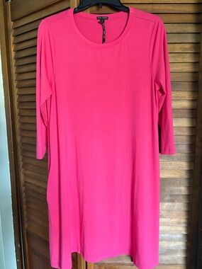 Coco + Carmen Long-Sleeve Scoop Neck Dress in Bright Pink